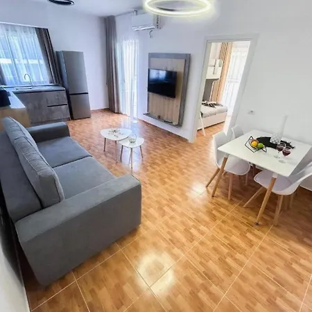 아파트 Comfort Seaside By Adriatic Living 골렘